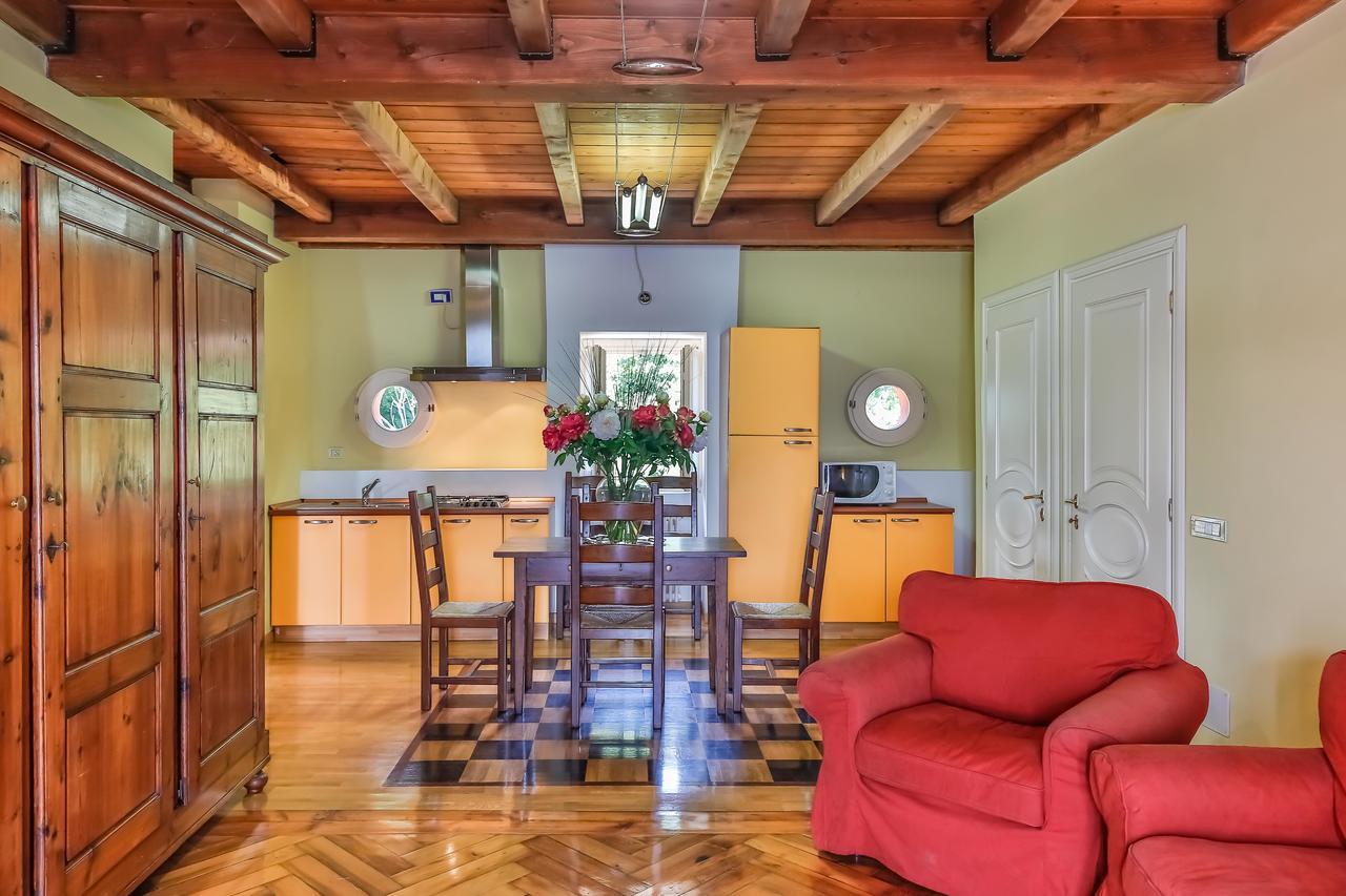 La Villa Di Elena Вербания Экстерьер фото